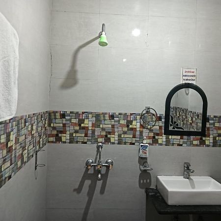 Shree Krishna Hotel Inn Varanasi Eksteriør bilde
