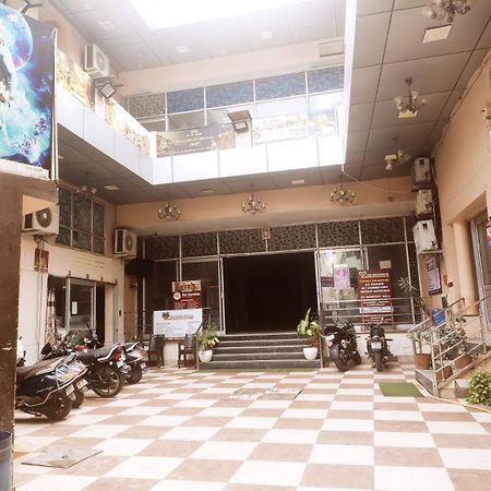 Shree Krishna Hotel Inn Varanasi Eksteriør bilde
