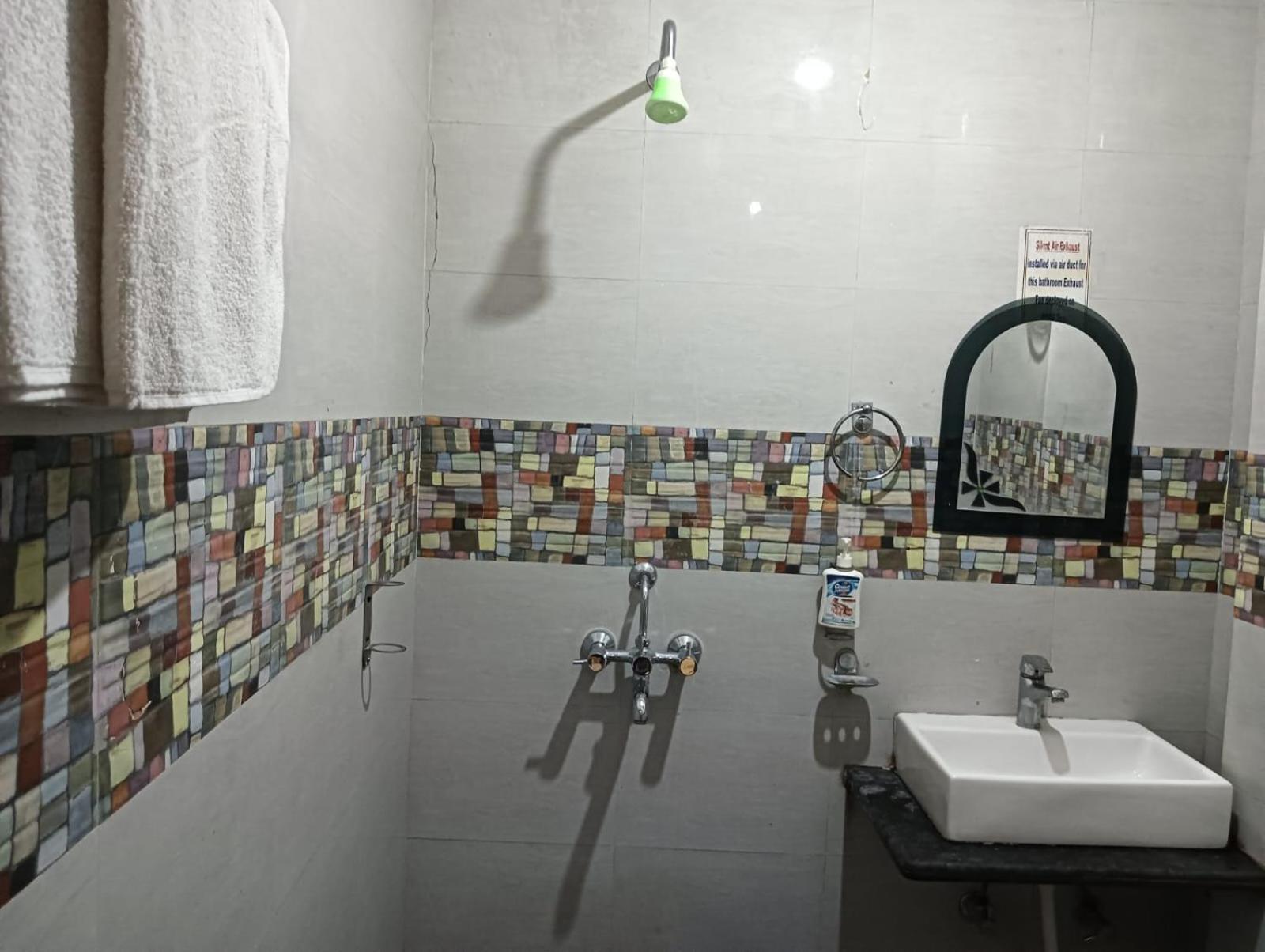 Shree Krishna Hotel Inn Varanasi Eksteriør bilde